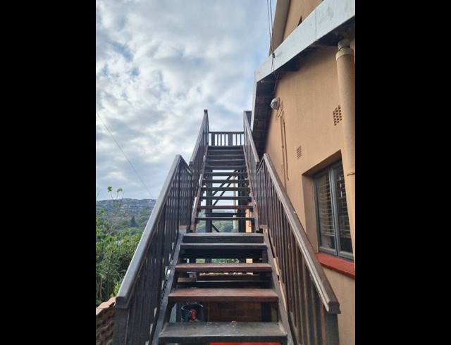 2 BEDROOM APARTMENT RENTED IN LA LUCIA